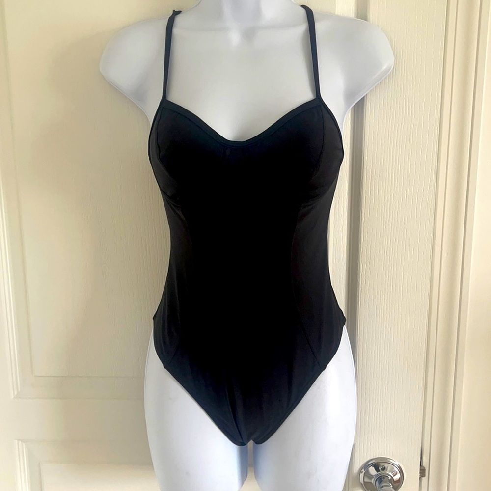 One pice swimsuit size M